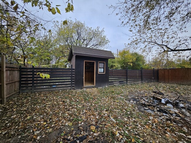 Photo - 4009 Oliver Ave