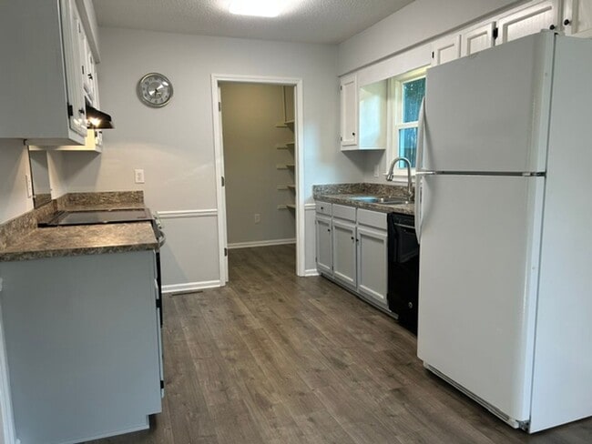 Photo - 2723 Meadow Oak Dr