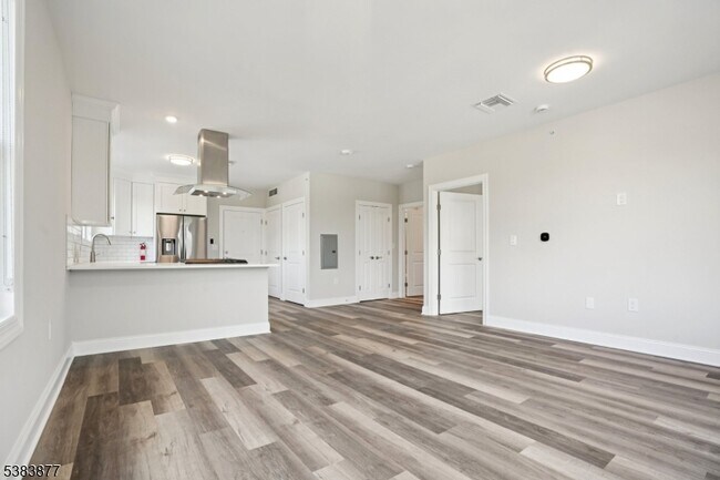 Photo - 246 Main St Unit 306