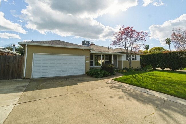 Photo - 3108 Pennland Dr