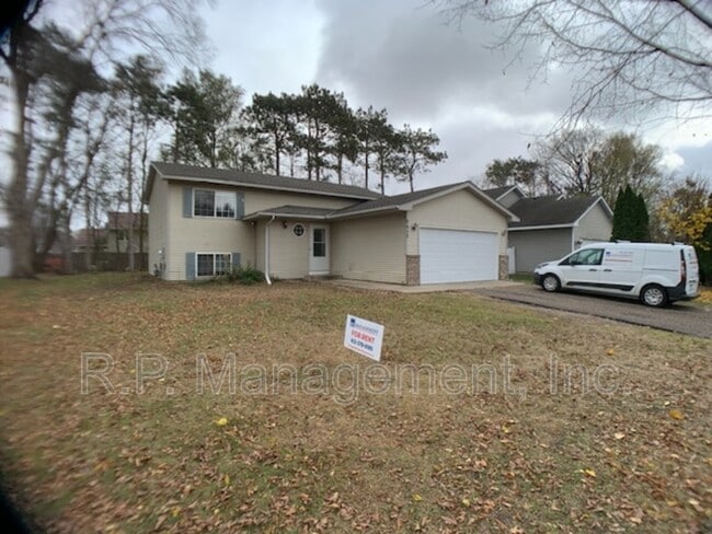 Photo - 9453 Hallmark Ave S