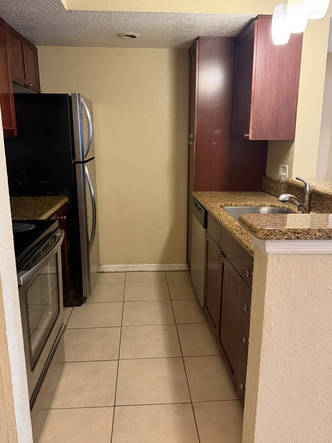 Photo - 5120 Conroy Rd Unit 27