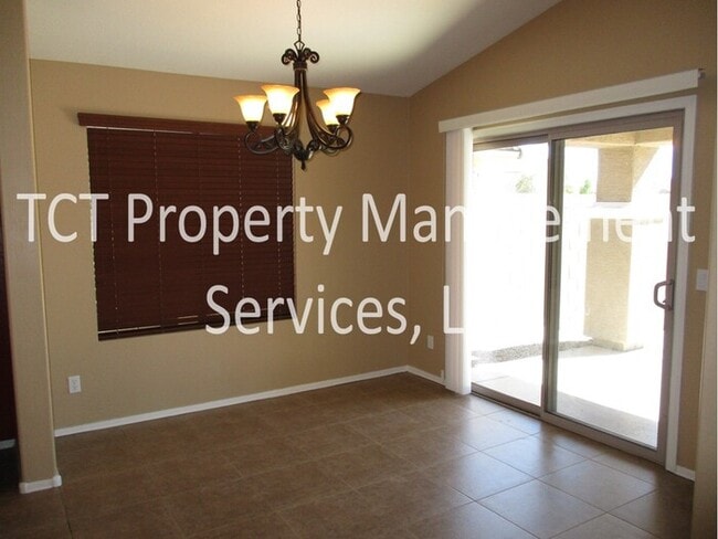 Photo - Beautiful Home in Shamrock Estates!