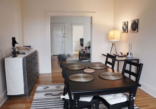 Photo - 3bed/1 bath in Brookline