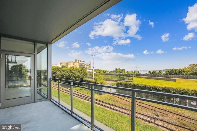 Photo - 1201 N Royal St Unidad 205