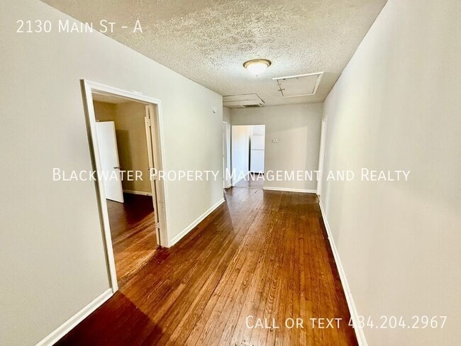Photo - 2130 Main St Unit A