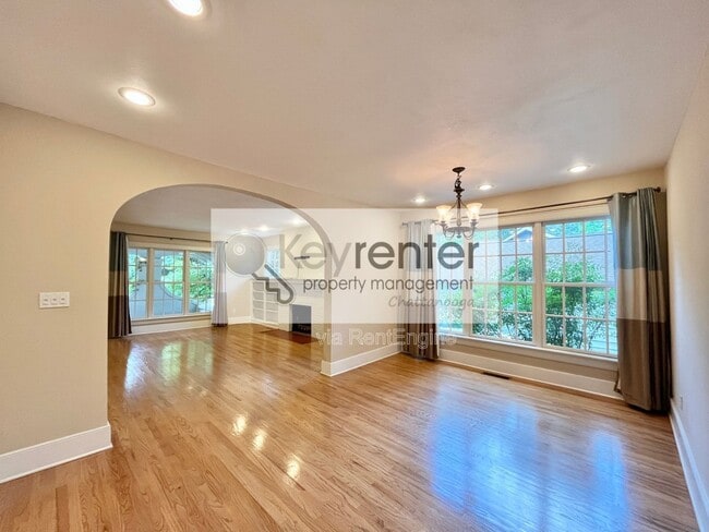 Photo - 1610 Hixson Pike