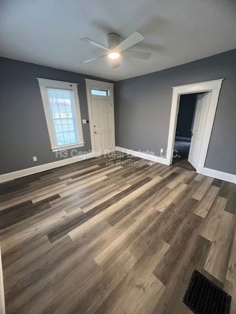 Photo - 706 W Johnson St