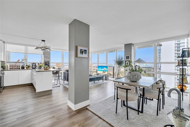 Photo - 600 NE 36th St Unidad 1723