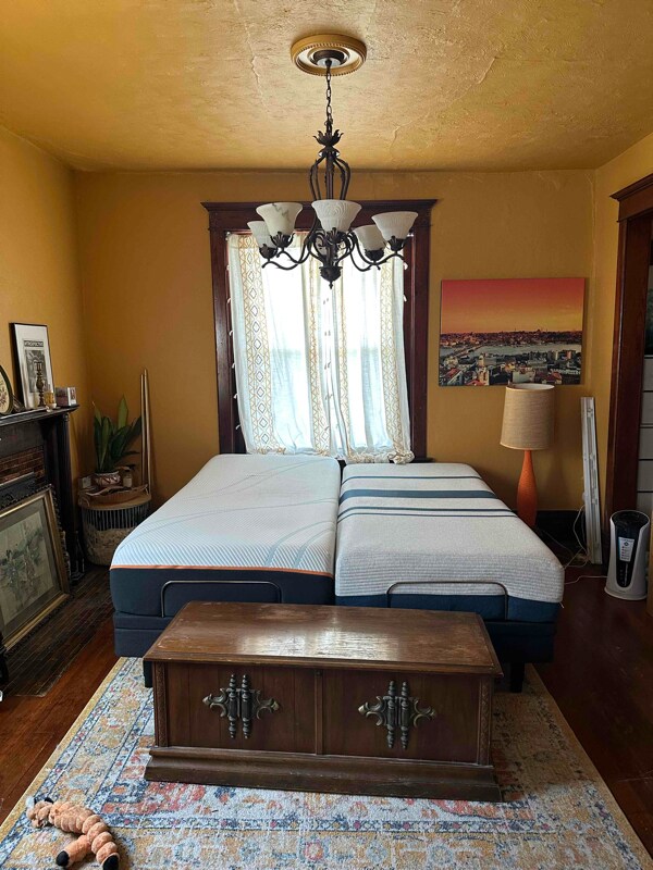 Photo - 2832 Peery Ave