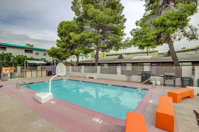 Photo - Ivy Apartments