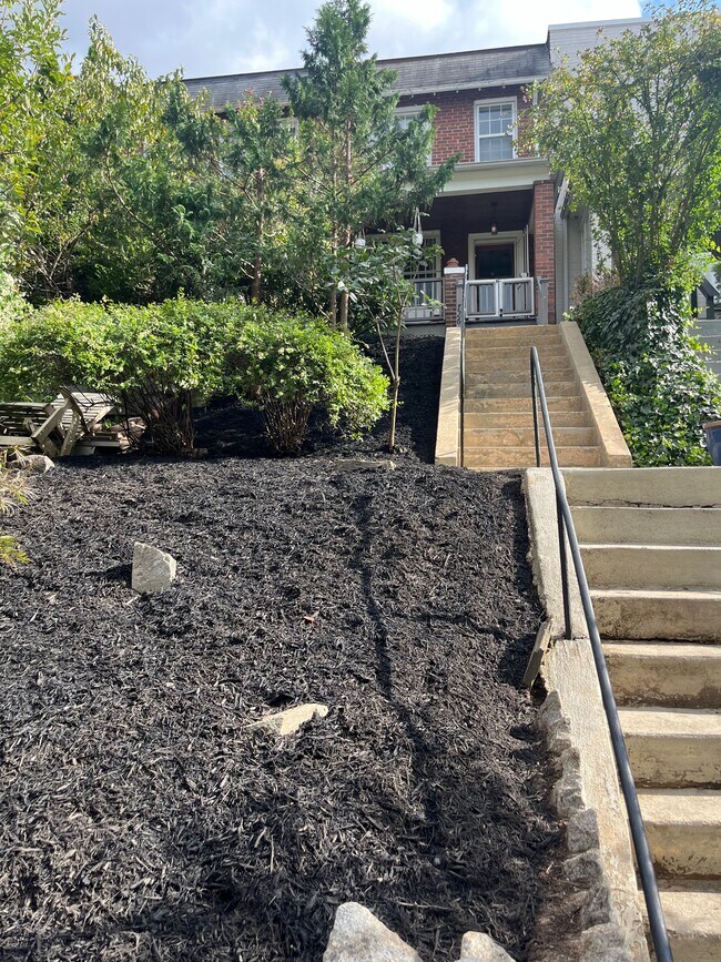 Photo - 726 Fairmont St NW