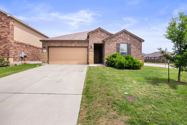 Photo - 1203 Daffodil Dr House