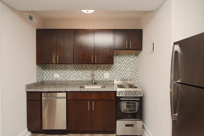 Photo - 428 W Wellington Ave Unidad G3