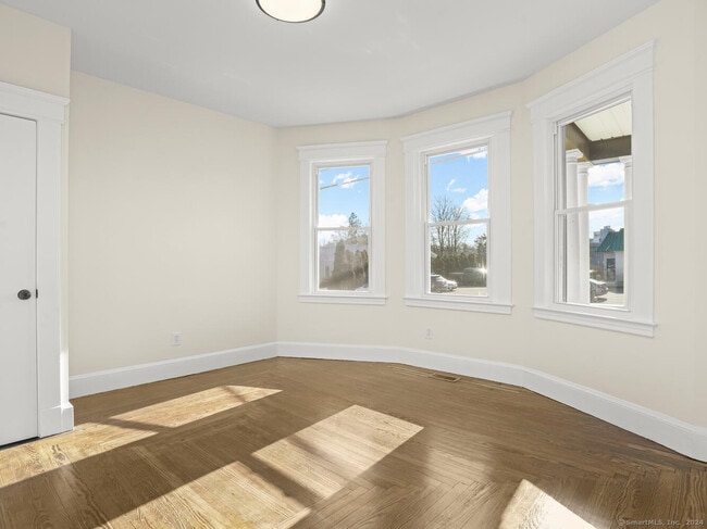 Photo - 97 Noble Ave