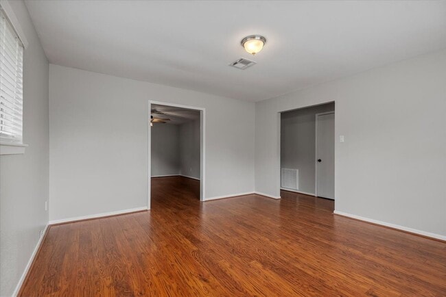 Photo - 29414 Sedgefield St