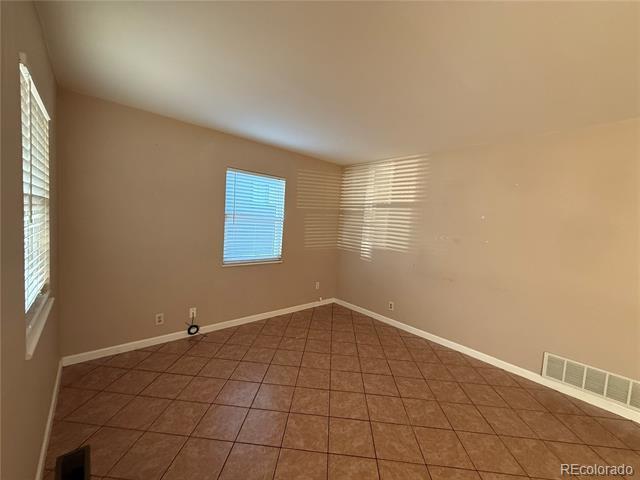 Photo - 1349 Kenton St