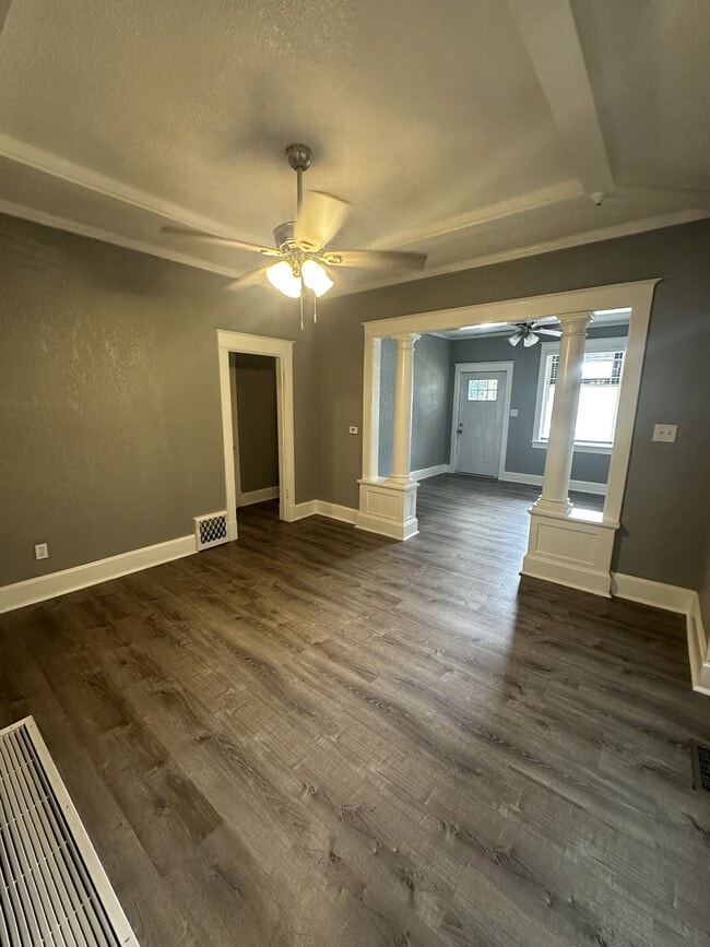 Photo - 2802 Monroe Ave