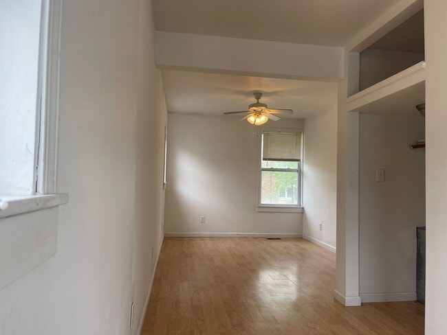 Photo - 321 E College St Unit Apt. B