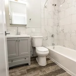 Photo - 1609 W Rascher Ave Unit A