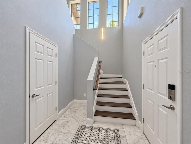 Photo - 30039 Mossbank Dr