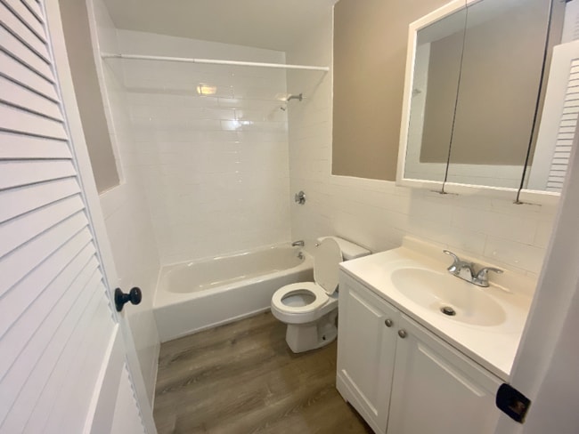 Photo - 200 Mountain Ave Apartamento Unidad 52