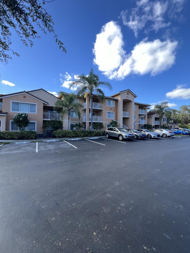 Photo - 231 SW Palm Dr Condo Unit 101