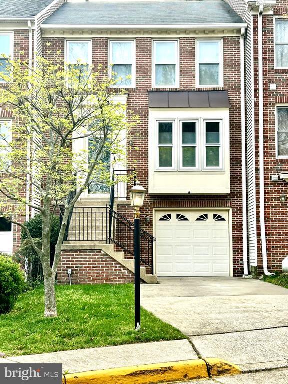 Photo - 2003 Meadow Springs Dr