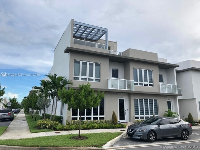 Building Photo - 10330 NW 66th St