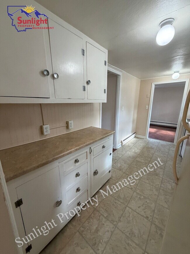 Photo - 2 Bed 1 Bath Single Family