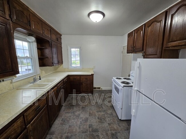 Photo - 1524 Williston Ave