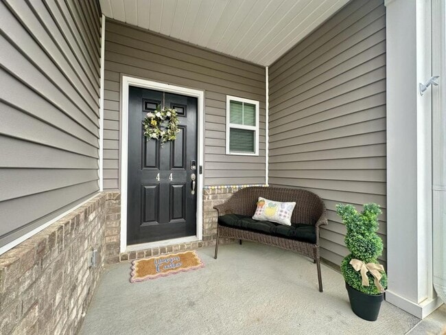 Photo - 44 Beachley Pl
