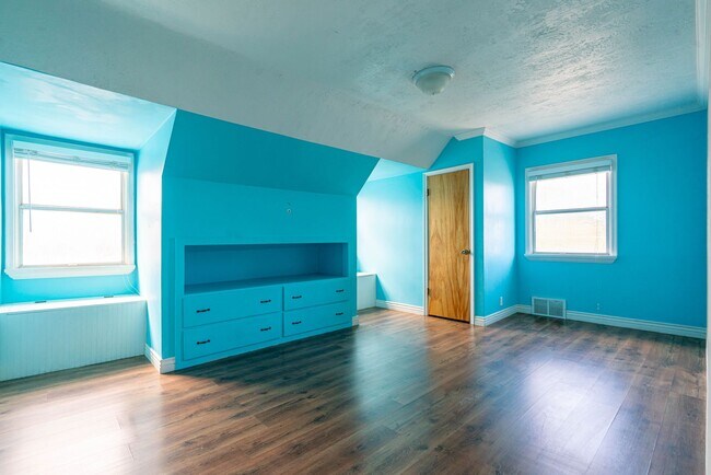 Photo - 10th Street Unit Upstairs