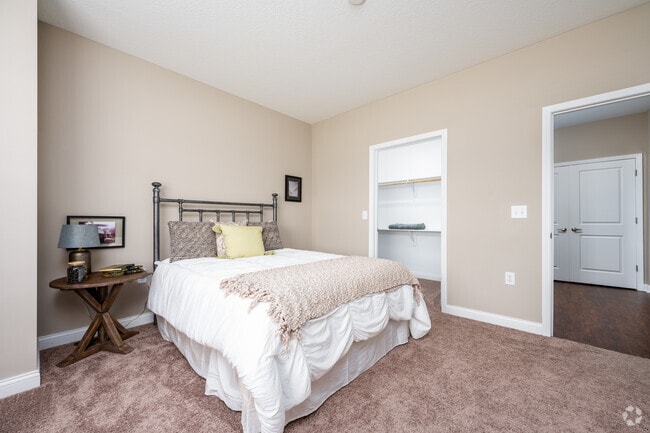 1BR, 1BA - 803SF - Bedroom - BONTERRA APARTMENTS