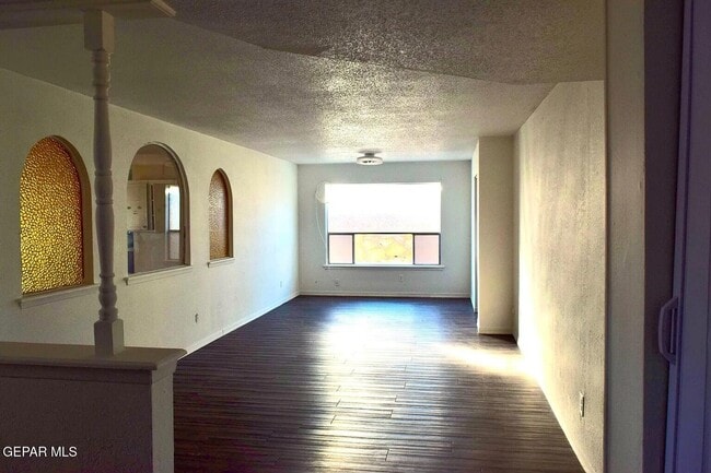 Photo - 4613 Sun Valley Dr