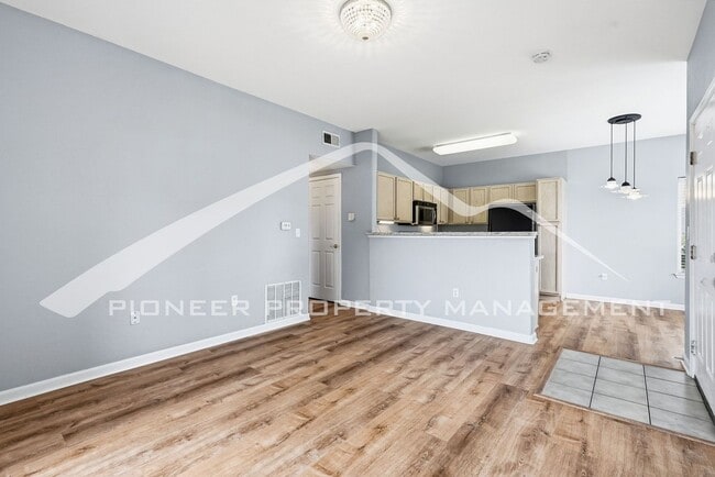 Photo - Spacious Condo with Washer/Dryer and Central AC Unidad 103