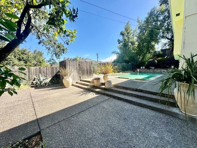 Photo - Charming 2-3bd Bungalow w/Pool in San Rafael