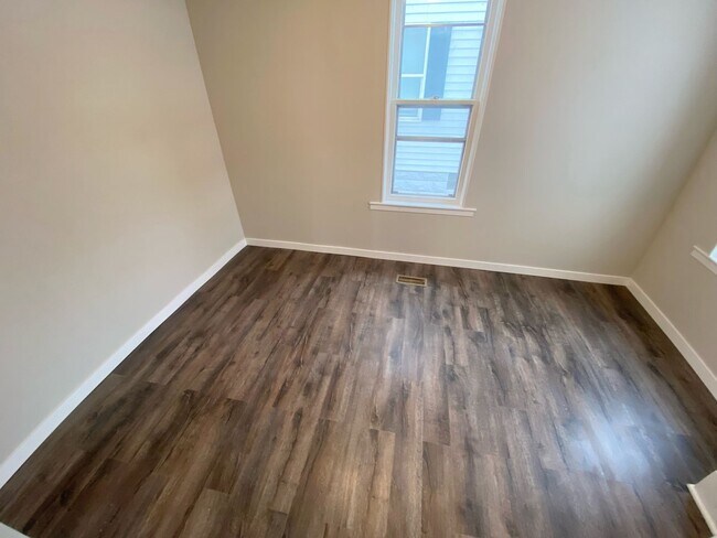 Photo - 531 N Appleton St Unidad Lower