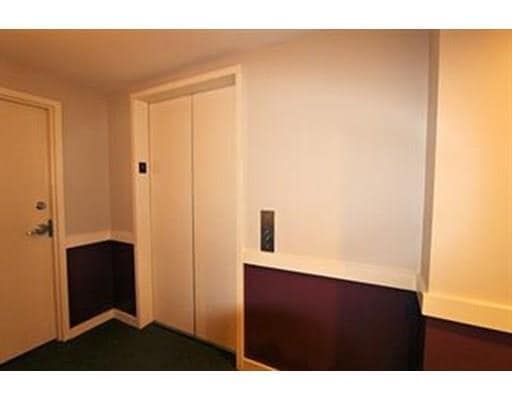 Building Photo - 534 Commonwealth Ave Unit 7D