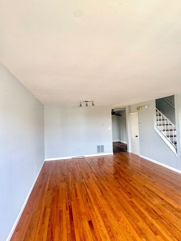 Photo - 74 Talister Ct Apartment