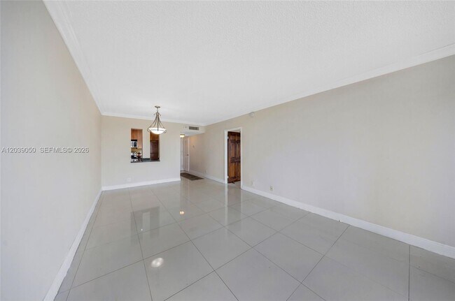Photo - 2450 NE 135th St Unit 1006