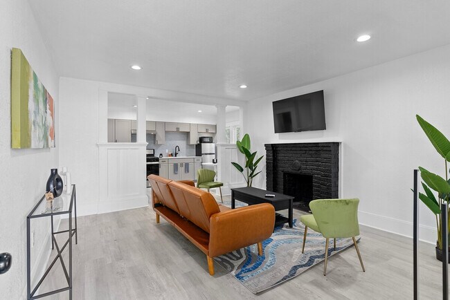 Photo - 316 E Amelia St Unidad ID1363947P