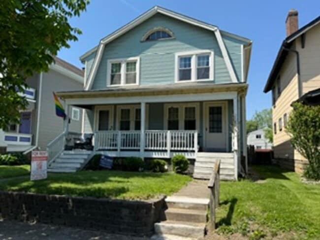Building Photo - 2673 Dayton Ave Unit 2673