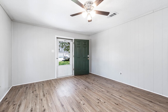 Photo - 4111 Victoria Ave Unidad 4111