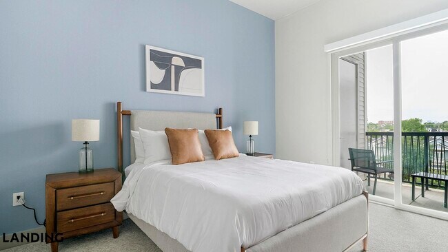 401 W 25th St Unit 2415