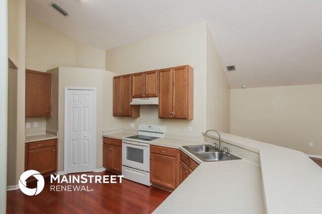 475 Sedgewood Cir