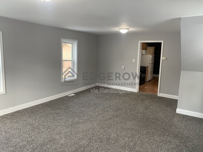 Photo - 1644 Beidler St