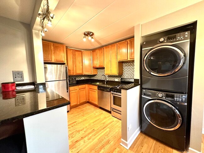 Photo - 2115 W Farwell Ave Unit 213
