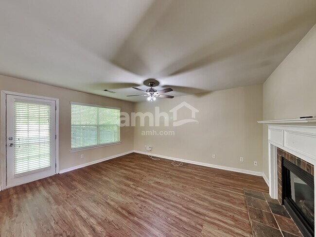 Photo - 101 Randy Way