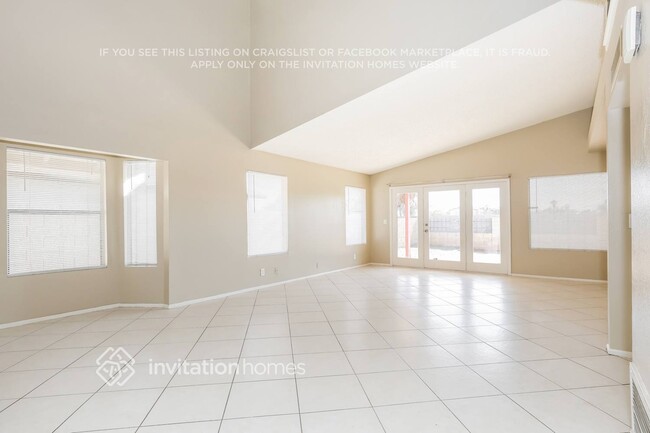 Photo - 10037 W Montecito Ave